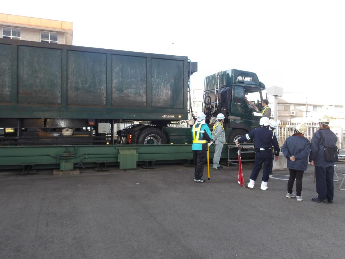 特殊車両取締り2