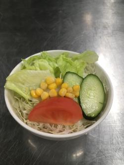DIC株式会社堺工場の野菜サラダ