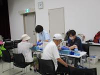 採血を受ける様子