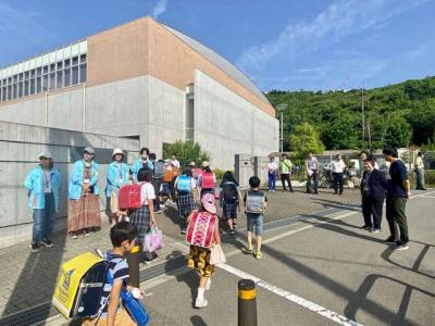 登校時間の様子