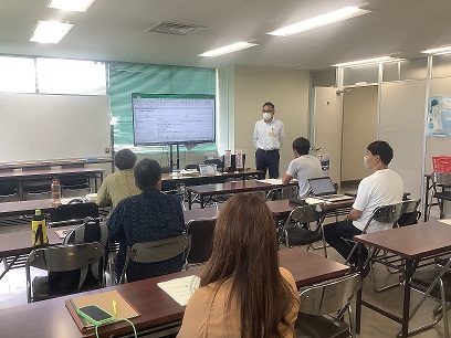令和5年度いちごアカデミーの初回授業の様子