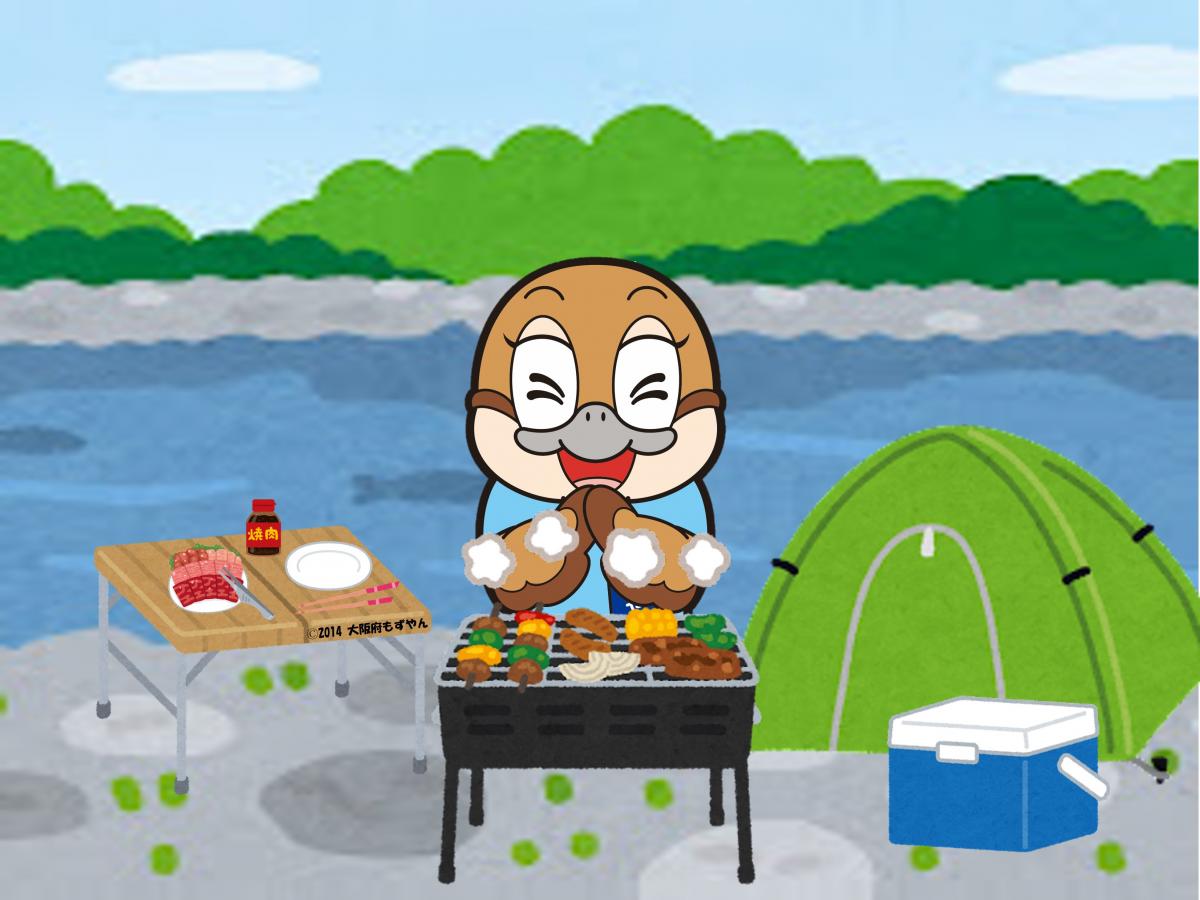 河原でバーベキューをするもずやん