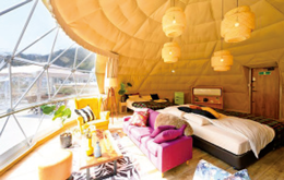 ドーム型テントの内装